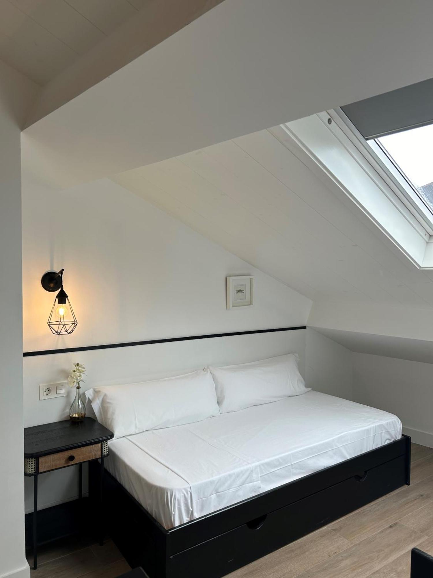 Santa Catalina Suites Хихон Экстерьер фото